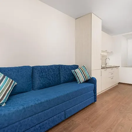 On Chaikovskogo Apartment